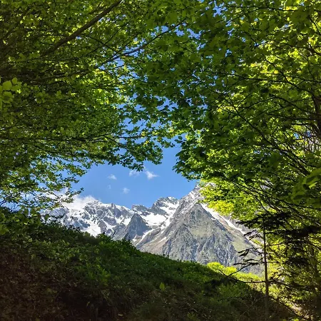 Apartman Piau Engaly, Le Village